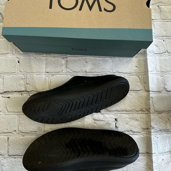 TOMS Alpargata Mallow Molded Mules Unisex Black Flats Casual Women size 9, Men 7 - Picture 2 of 7